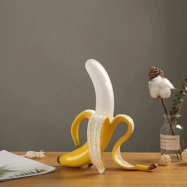 BananaShine – Playful Modern Banana Table Lamp