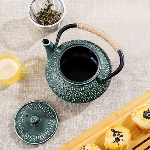 Cast Iron Teapot Japanese Style with Infuser