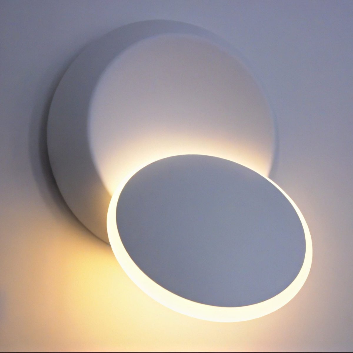 MoonSconce - Rotating Circle Interior Wall Light