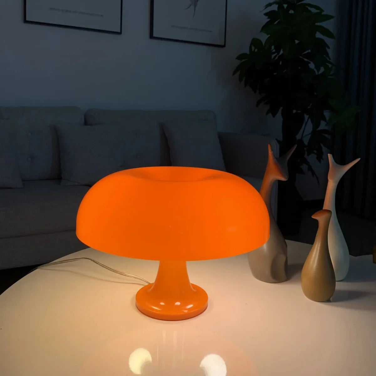 Solvi Table Lamp