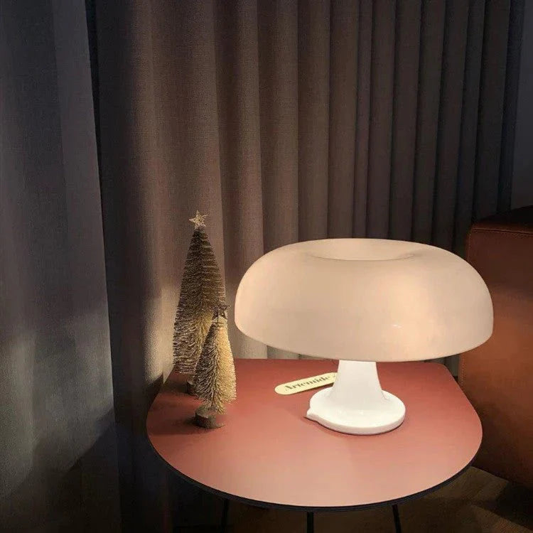Solvi Table Lamp