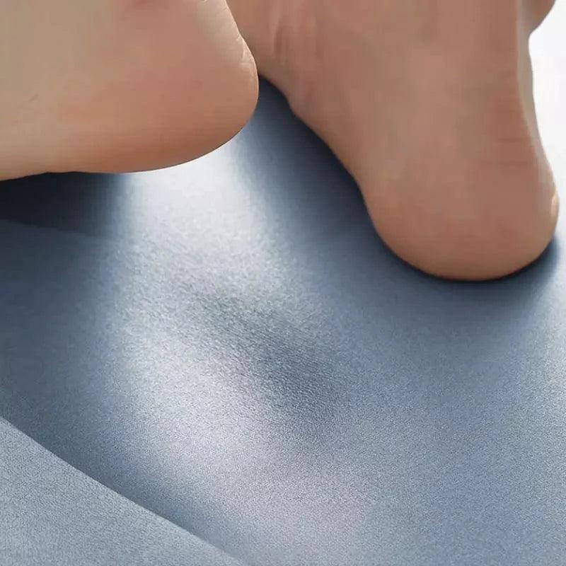 Non-Slip Kitchen Floor Mat – Super Absorbent and Quick-Dry