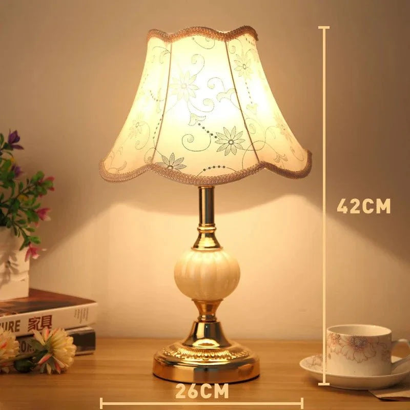 Nordic Retro Table Lamp