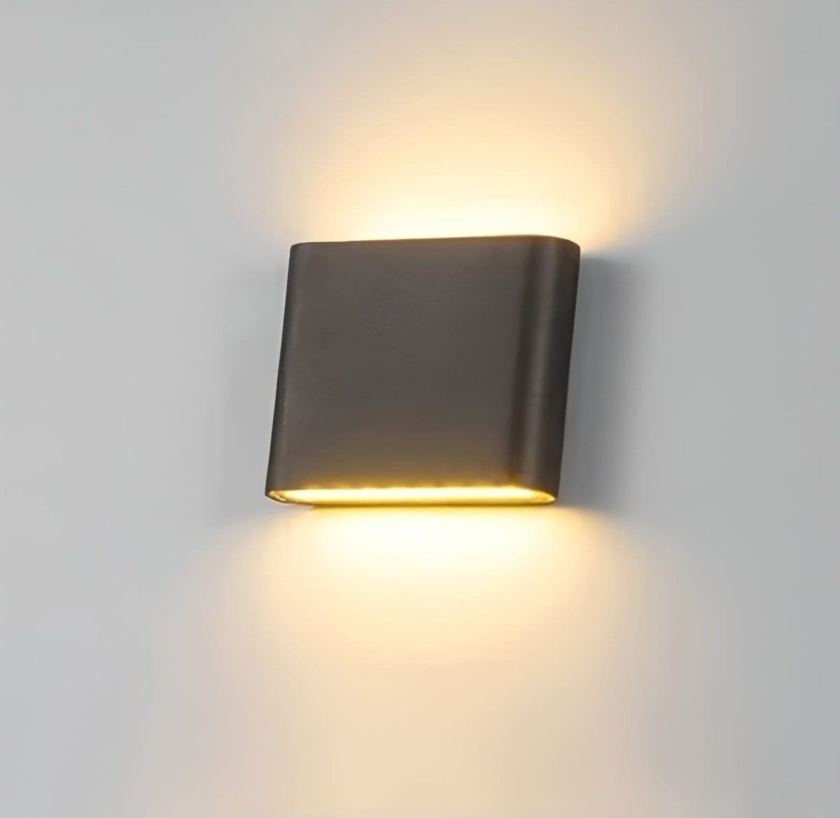 NordicGuard - Waterproof IP65 LED Outdoor Wall Light