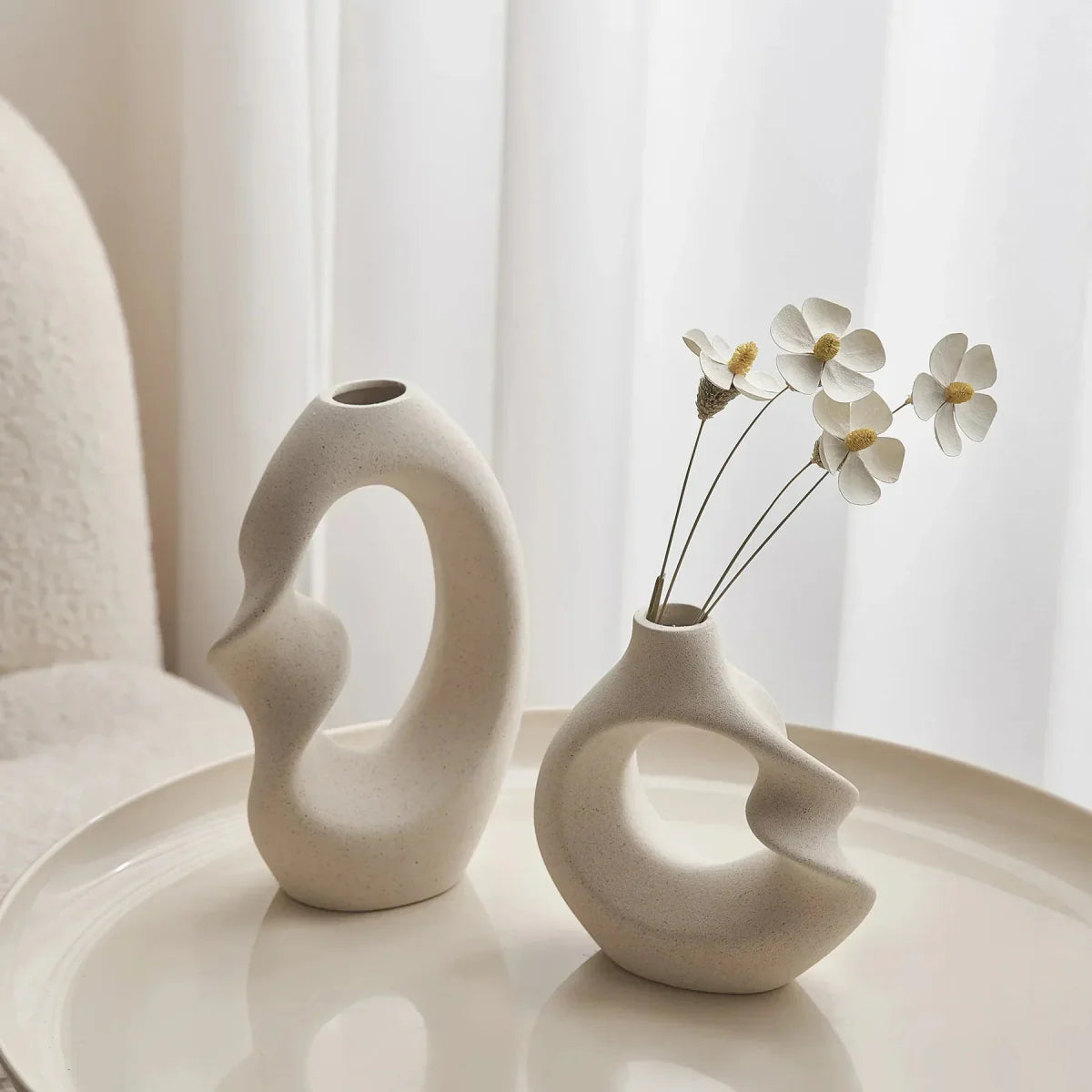 Onda Ceramic Vase Set – Abstract Sculptural Decor