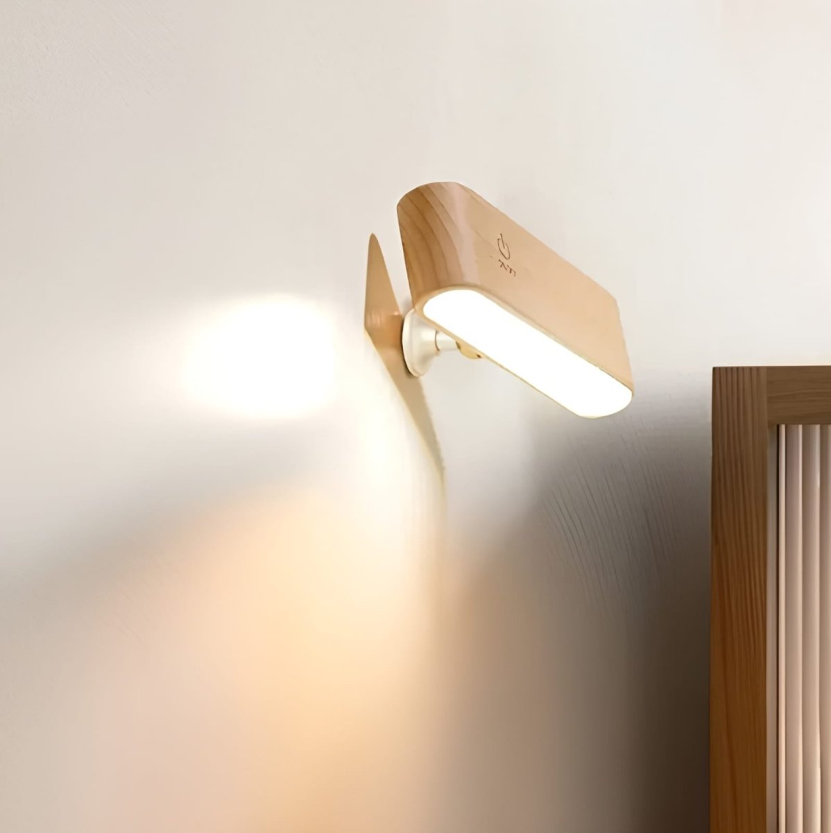 Rechargeable 360° Rotatable Wooden LED Wall Light