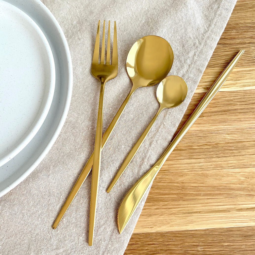 Sleek Golden Flatware 24 pc Set