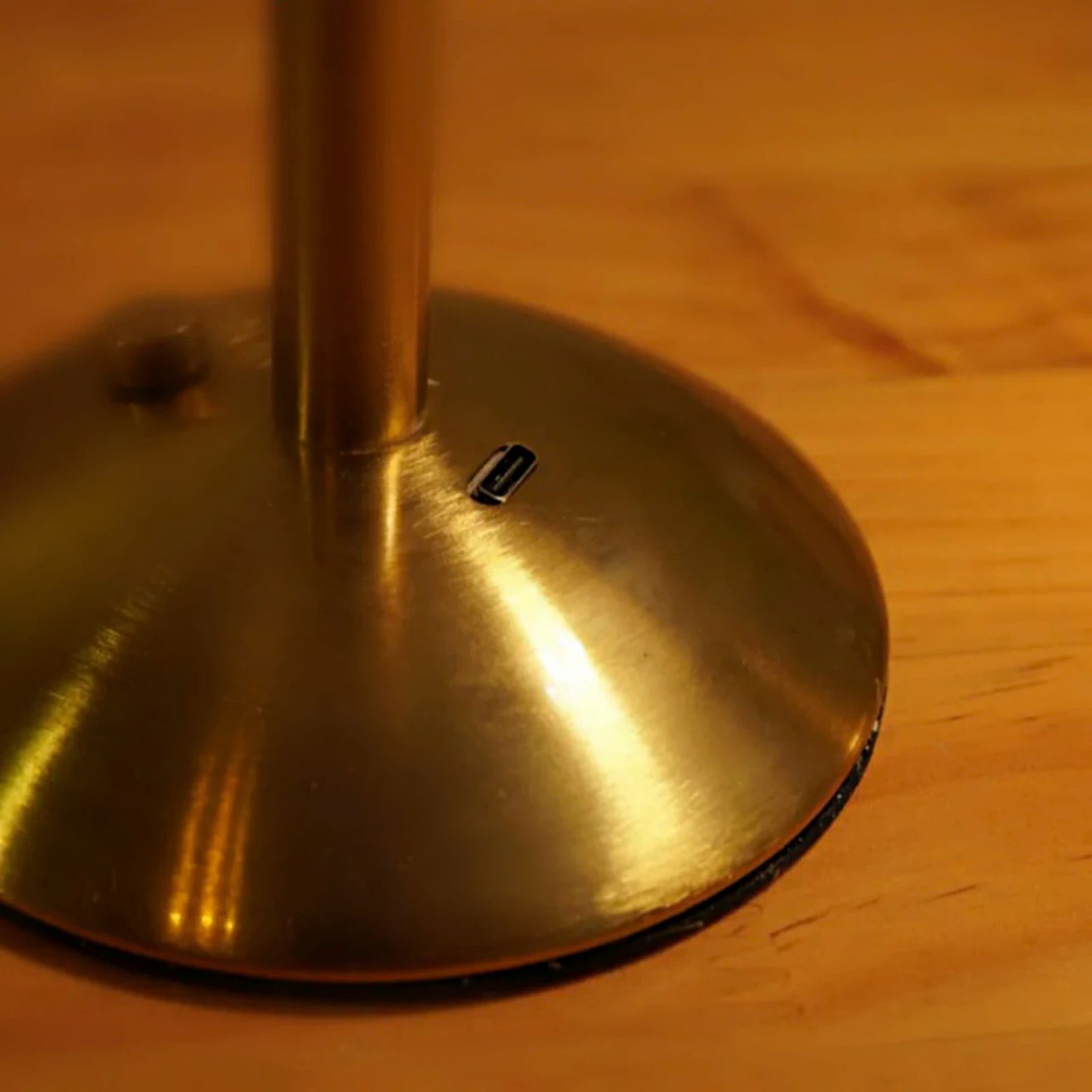 Luna Glow Table Lamp