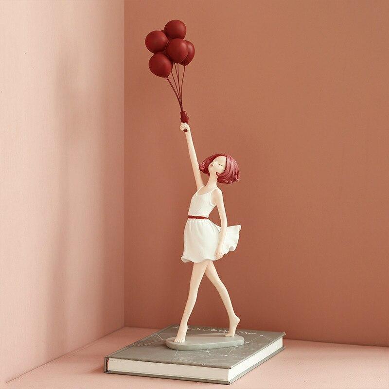 Elegant Balloon Girl Sculpture