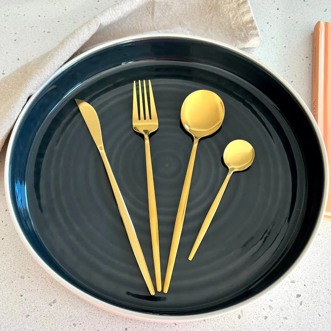 Sleek Golden Flatware 24 pc Set